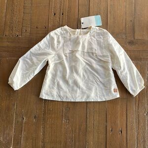 Carrememt beau cream ruffle blouse NWT